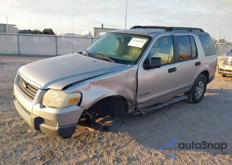 2006 Ford Explorer Xls z USA, uszkodzony, nr VIN 1FMEU72E96UA47004